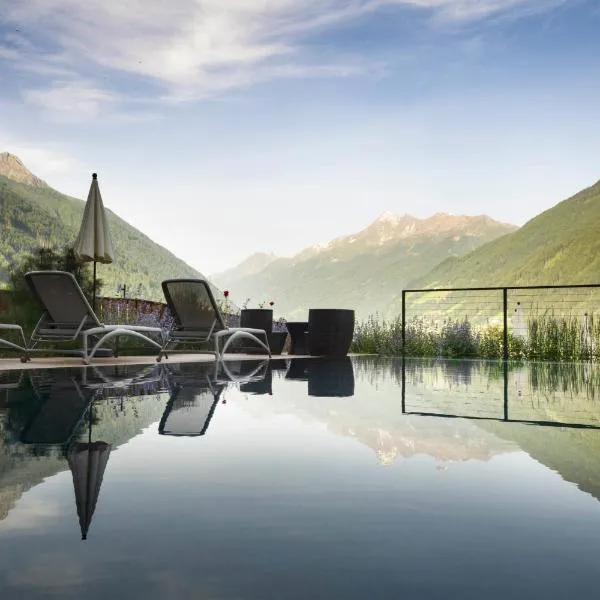 Pure PanoramaHotel Erika Superior, hotel em Neustift im Stubaital
