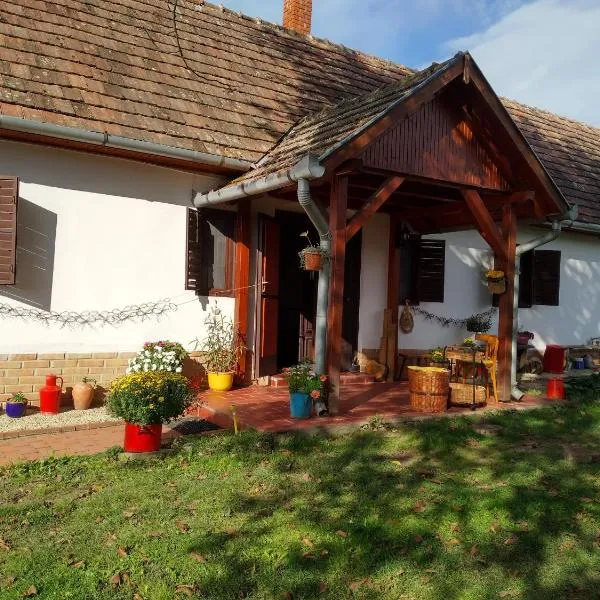 Harmat Porta, Hotel in Galambok