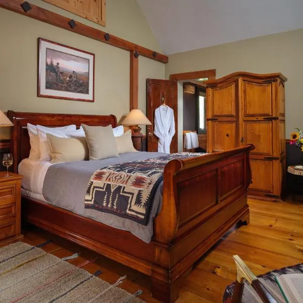 Abbey's Lantern Hill Inn, hotel v destinaci Ledyard Center