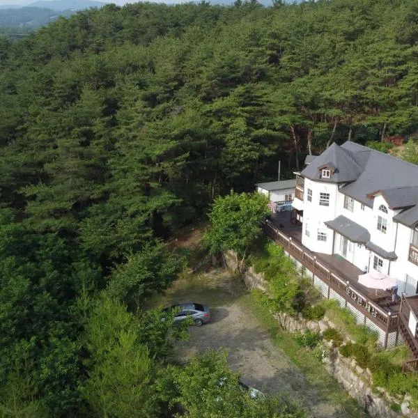 Another world pension, hotel v destinaci Kjongdžu