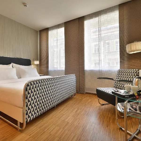 Three Crowns Hotel, hotel in Prague