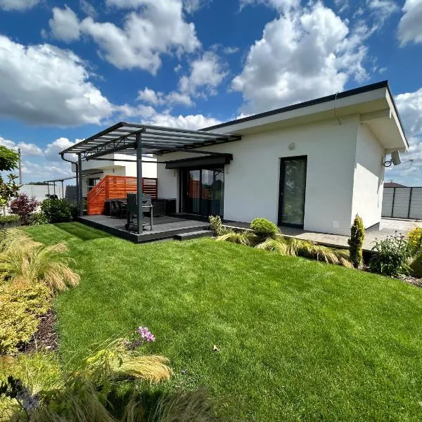 Apartmán Zuzana, ξενοδοχείο σε Nesvady