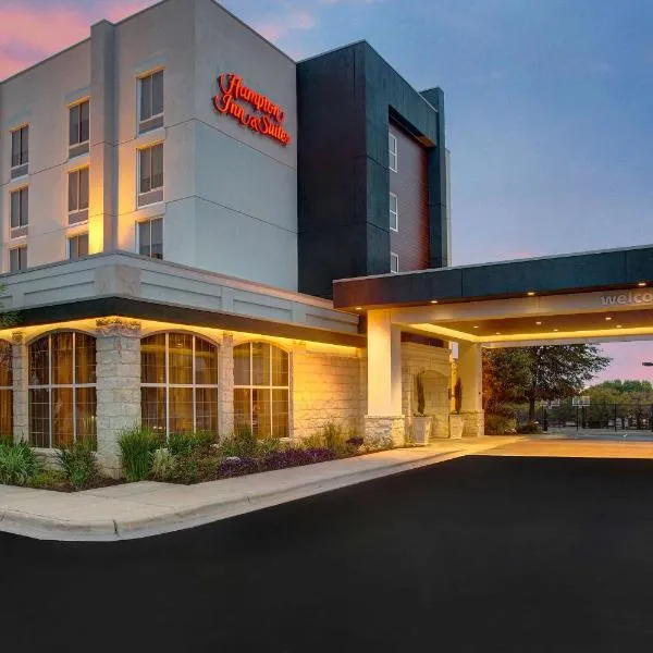 Hampton Inn & Suites-Austin Airport, khách sạn ở Austin