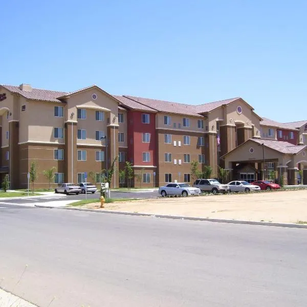 Hampton Inn and Suites Bakersfield North-Airport, hotel in Bakersfield