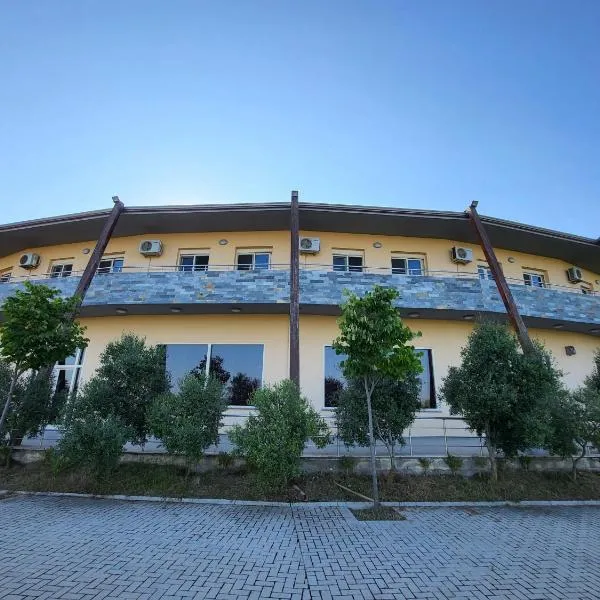 Panorama Guesthouse, hotel in Bashtovë