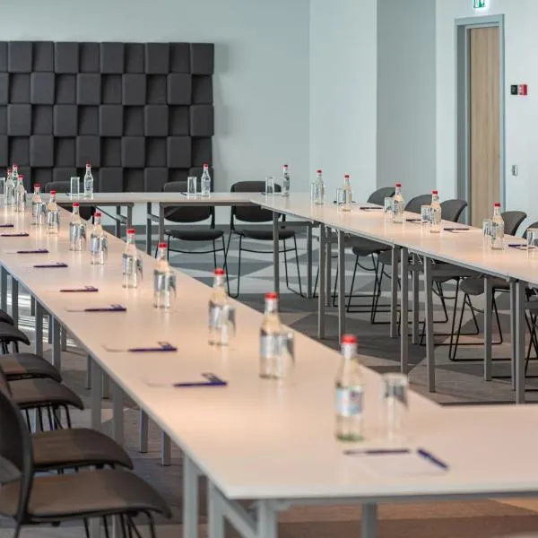 Holiday Inn Express - Yerevan by IHG, hotel i Jerevan