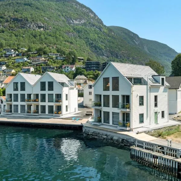 Wangen Apartments by Fjord Resort, hotel in Aurland