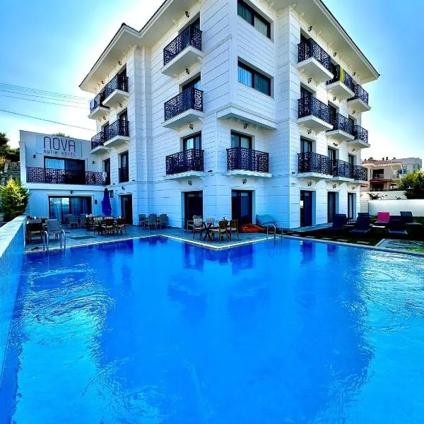 Nova Butik Hotel Çeşme, ξενοδοχείο στο Τσεσμέ