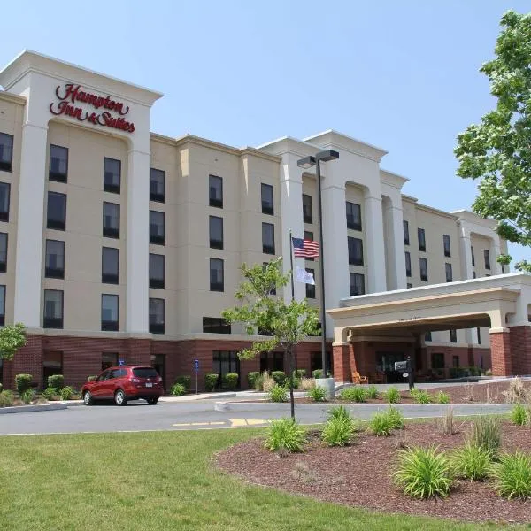 Hampton Inn & Suites Plattsburgh, khách sạn ở Plattsburgh