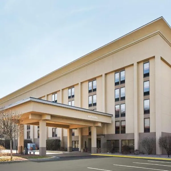 Hampton Inn East Peoria, hotel v destinaci Peoria