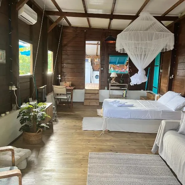 Bungalow avec vue dans lieu calme, hotel di Le Carbet