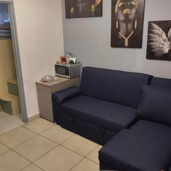 Apartamento a minutos caminando del Aeropuerto CDMX Terminal 1, hotel in Mexico City