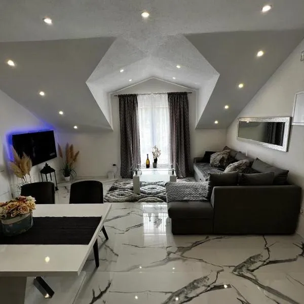Luxury Apartment Megy, Hotel in Otočac