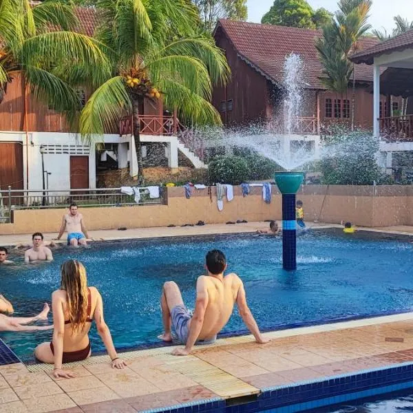 Tekoma Resort Taman Negara、クアラ・タハンのホテル