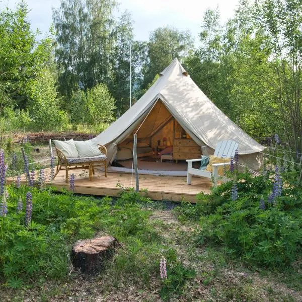 Fristad Glamping Tent Vitsand, hotel in Gunsjögården