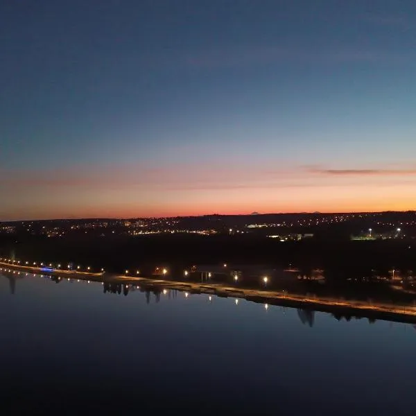 Mon Allier Vichy - vue exceptionnelle, hotel in Vichy