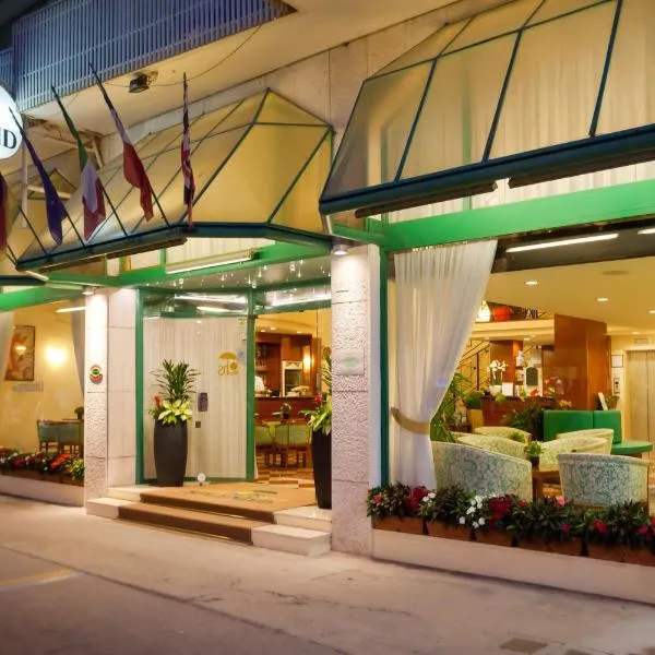 Hotel Splendid, hotel v Caorle