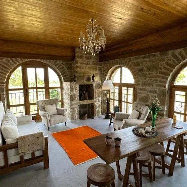 KİNZİ İMROZ,位于格克切达镇的酒店