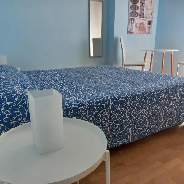 A un passo da... B&B, готель у місті Elmas