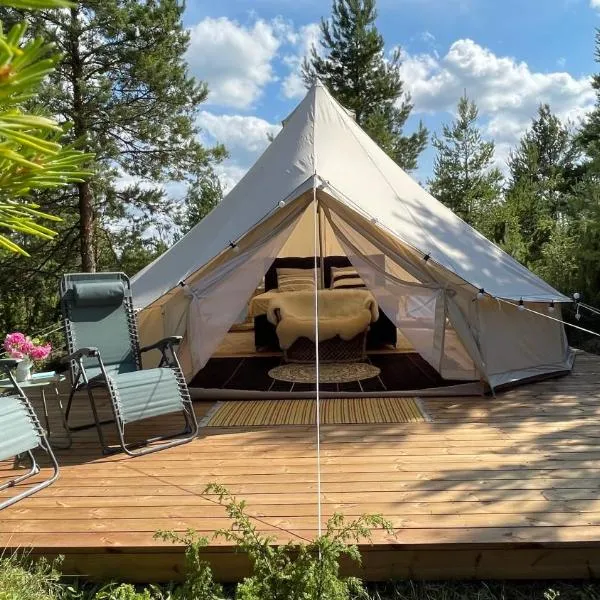 Intsu Royal Kadakametsa Glämp, hotel v destinácii Liiva