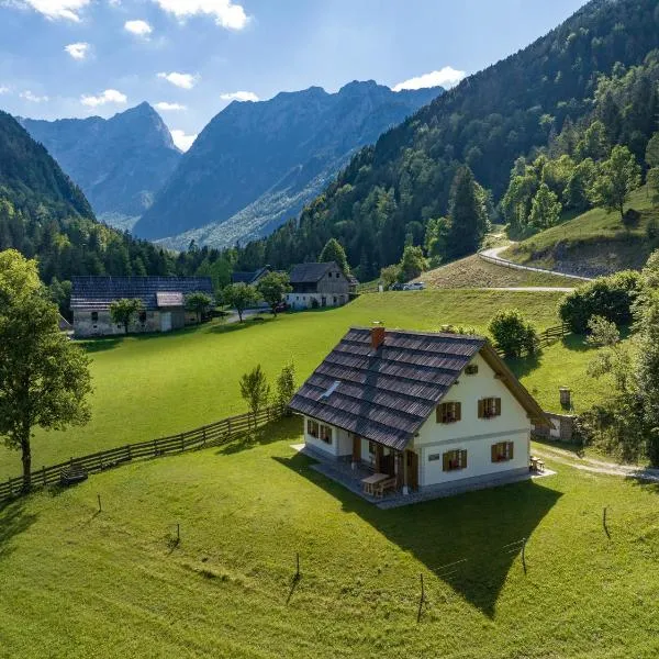 Mala hiša, hotel v Solčavi