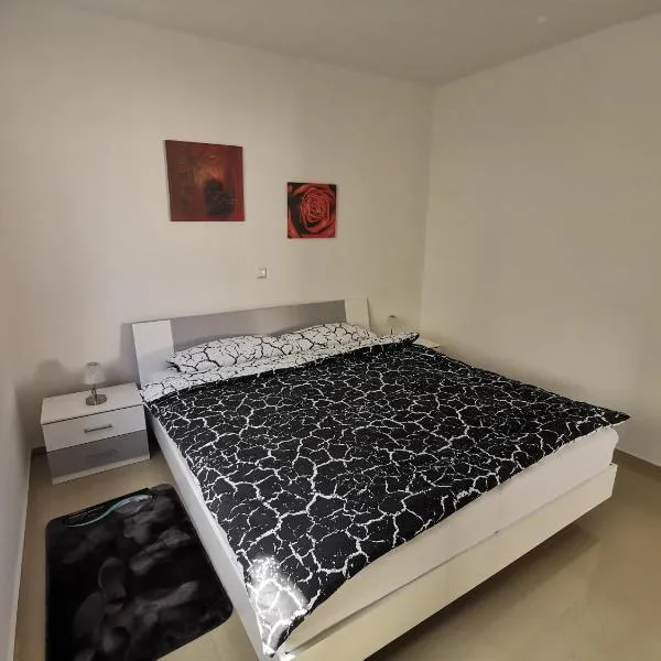 Neue Bungalow Ferienwohnung, hotel en Ansbach