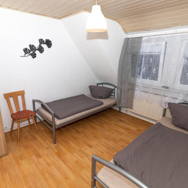 Wohnung nähe Daimler 1 OG, Bremen