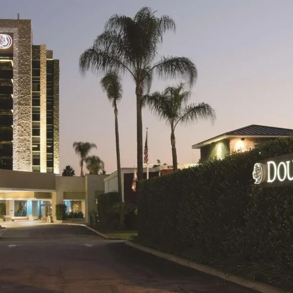 DoubleTree by Hilton Monrovia - Pasadena Area, ξενοδοχείο σε Monrovia