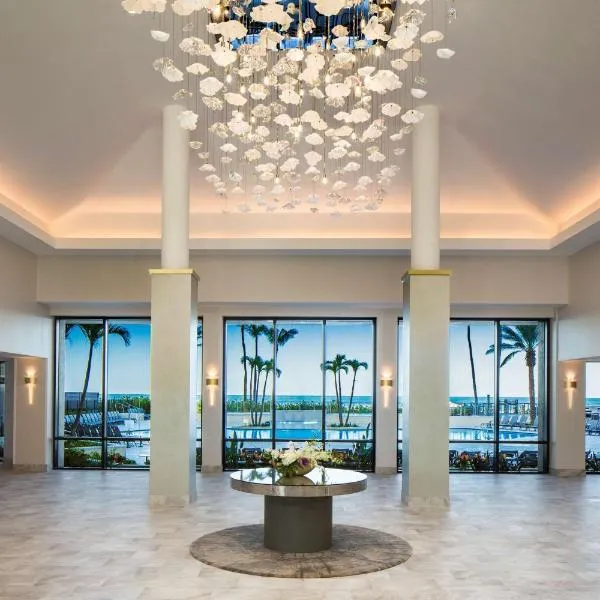 Hilton Marco Island Beach Resort and Spa, מלון במרקו איילנד