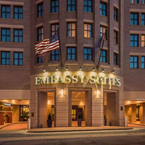 Embassy Suites by Hilton Alexandria Old Town、アレクサンドリアのホテル