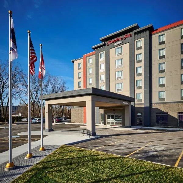 Hampton Inn by Hilton Sarnia/Point Edward, hotel in Point Edward