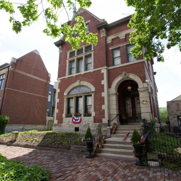 Mansion on The Mile B&B, hotel in Indianapolis