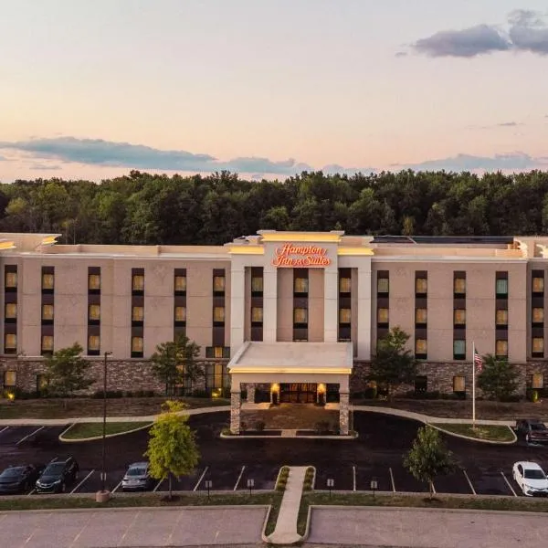 Hampton Inn & Suites Niles/Warren, OH, hotel v destinaci Niles