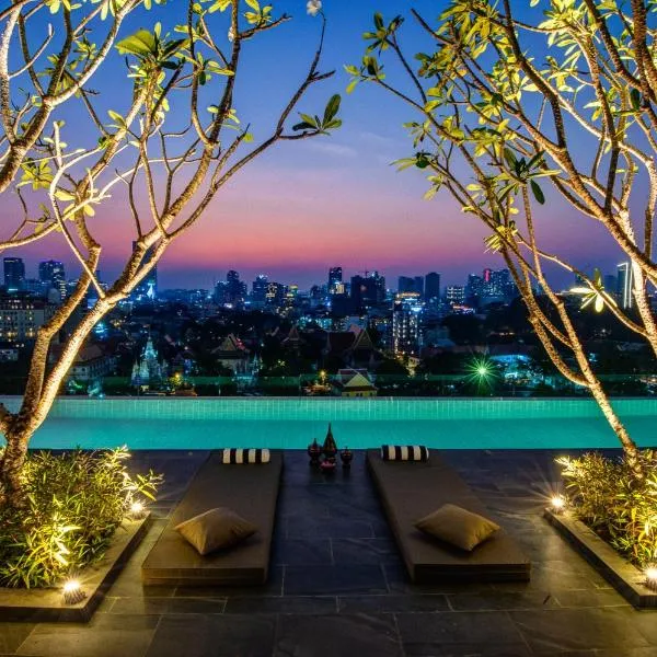 GLOW PARK HOTEL Grand Royal Palace, hotel in Phnom Penh