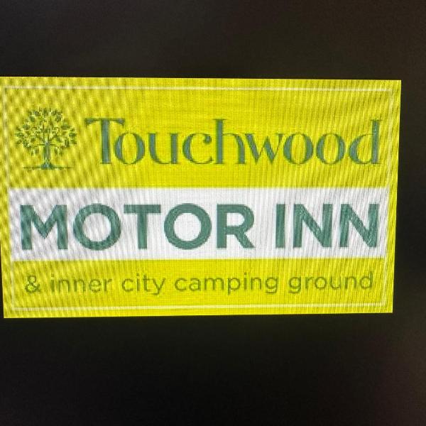 Touchwood Motor Inn & Inner City Camping Ground