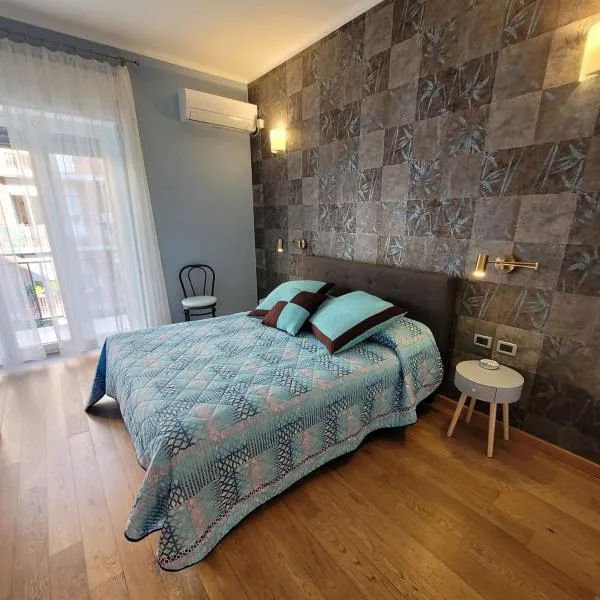 BariBello Apartment - 3 Bedrooms 3 Bathrooms - Bari Central Station, hotel in Bari