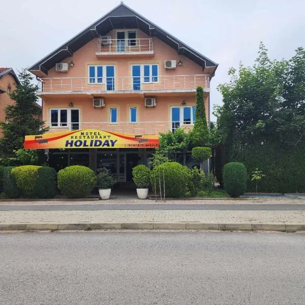 Holiday, hotel Ferizajban