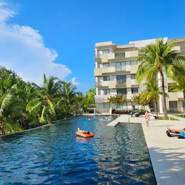 By The Sea Beach Luxury Resort - Batu Ferringhi, ξενοδοχείο σε Batu Ferringhi