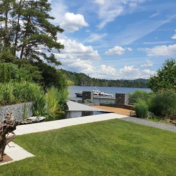 Pláž Hrdlička, hotell sihtkohas Buš