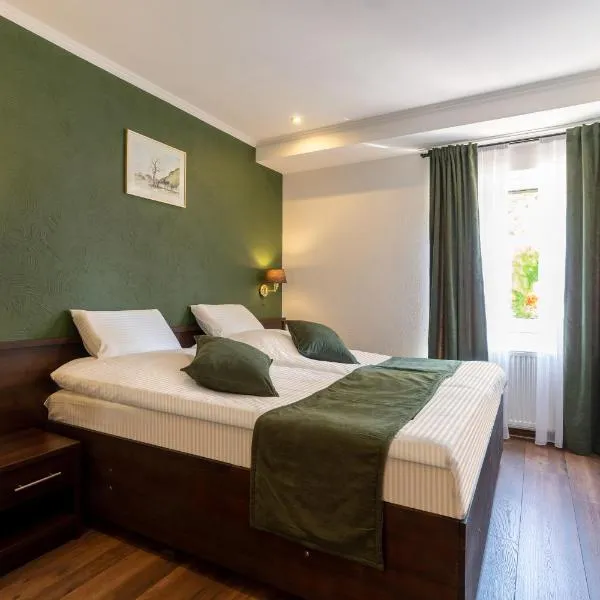 Jupa's Hotel, hotel i Düsseldorf