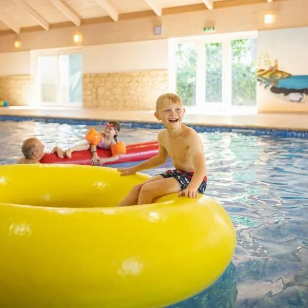 Camping Marvilla Parks Friese Meren - Roan、Wijckelのホテル