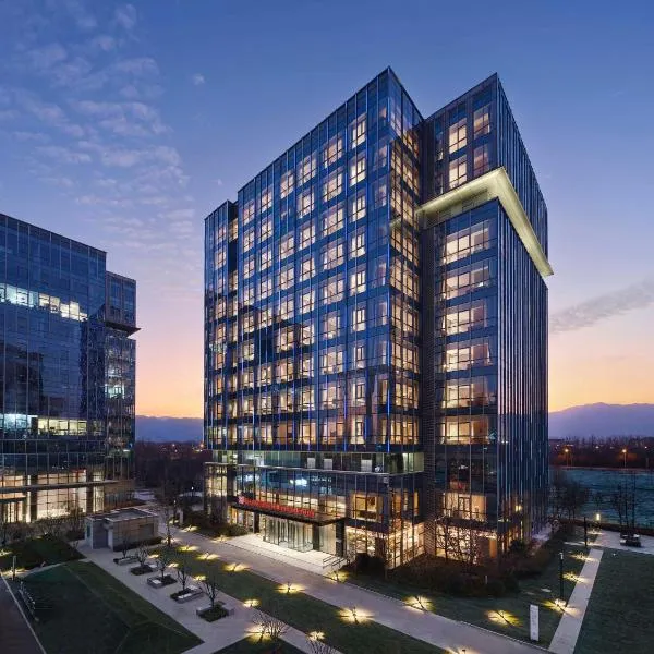 Hilton Garden Inn Beijing Haidian Daoxiang Lake, hotel in Beijing