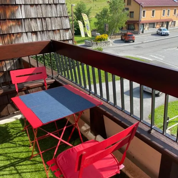 APPARTEMENT DE MONTAGNE, hotel en Mijoux