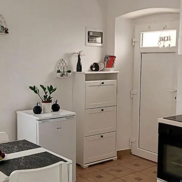 Lovely apartment Morje - Koper old town, hotel em Koper