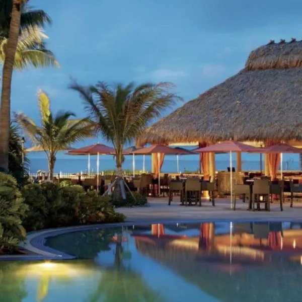 Stunning Studio Apartment Located at the Ritz Carlton-Key Biscayne, hotel in Miami