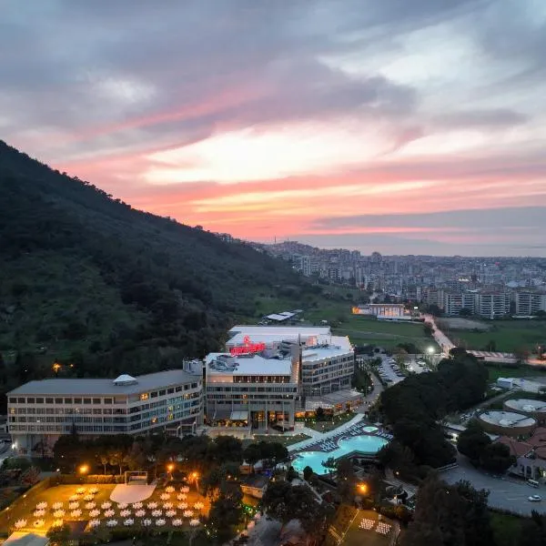 Kaya Izmir Thermal & Convention, hotel v destinaci Izmir