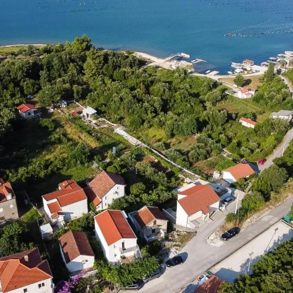 Apartments Diva, hotel in Ston