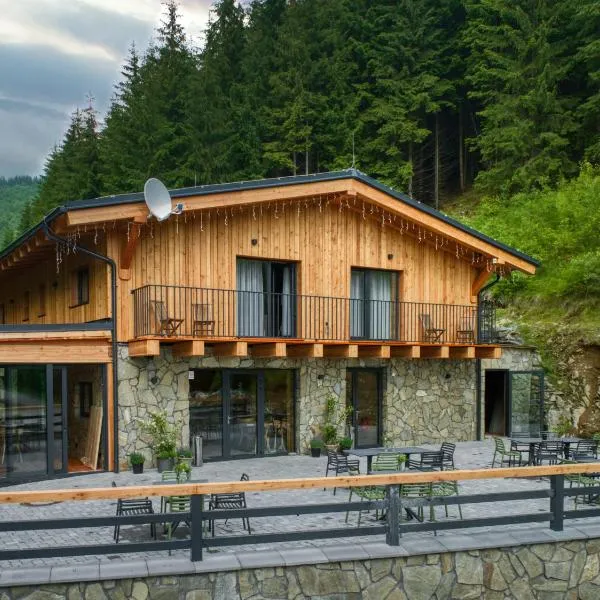 KRÁĽOVOHOĽSKÁ CHATA, hotel v destinaci Šumiac
