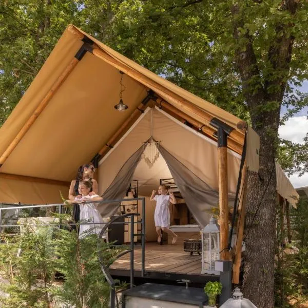 Polidor Glamping Resort, hotel v Poreči
