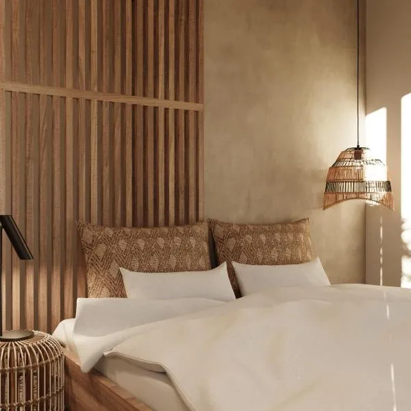 Orfeas Luxury Rooms & Studio, hotel in Skopelos Town